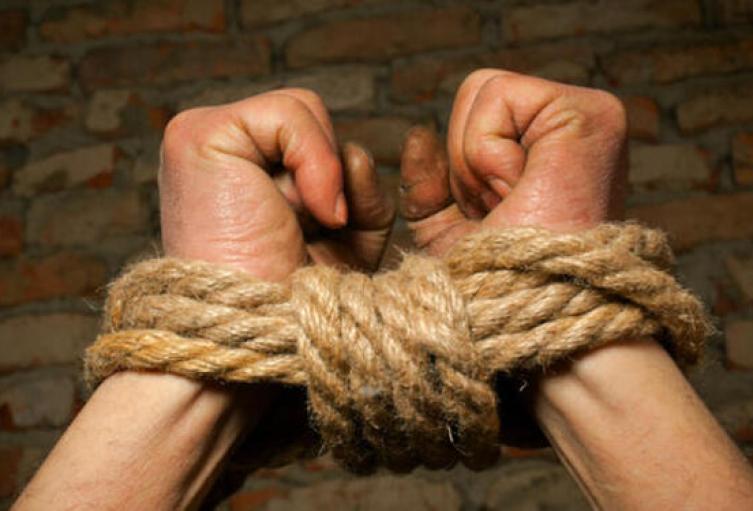 Referencia de persona amordazada en Medellín