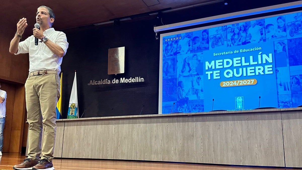 secretario de educación de Educación de Medellín