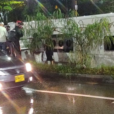 [Video] Siete lesionados dejó volcamiento de bus en Bello, Antioquia