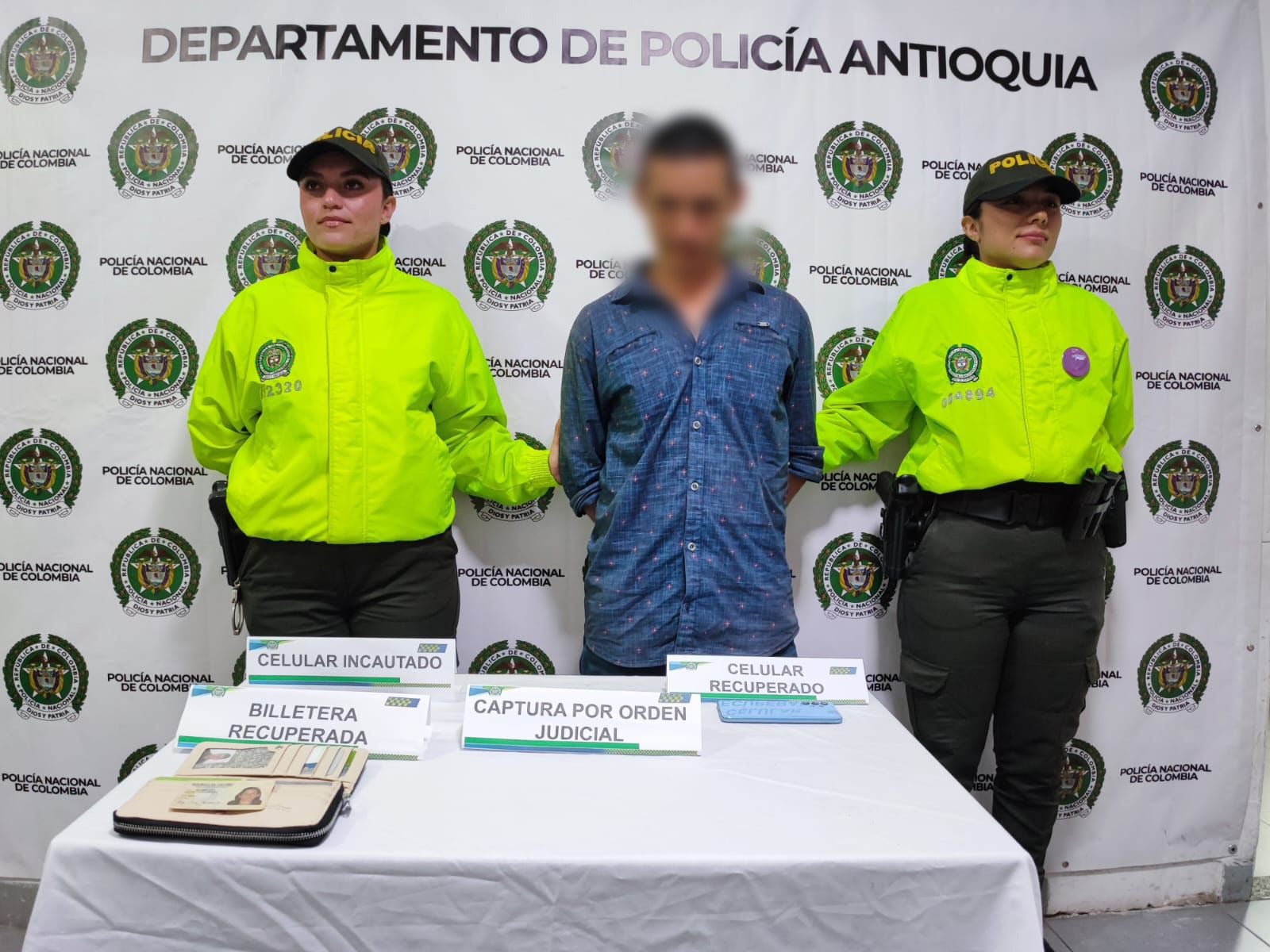 Detrás de la fachada de recolector de café, un feminicida; señalado de apuñalar a su pareja en un hotel de Cisneros