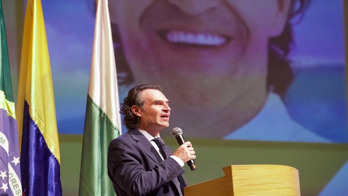 “Tengo optimismo en lo que pueda venir para Colombia. Aguantemos estas horas difíciles a las que nos están sometiendo”: Federico Gutiérrez