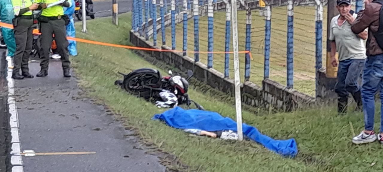 Parrillera perdió la vida al colisionar con un objeto fijo en el Oriente antioqueño