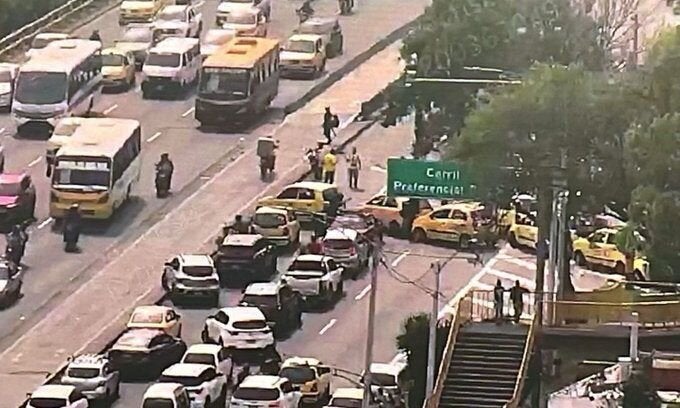 Movilizaciones de taxistas en Medellín