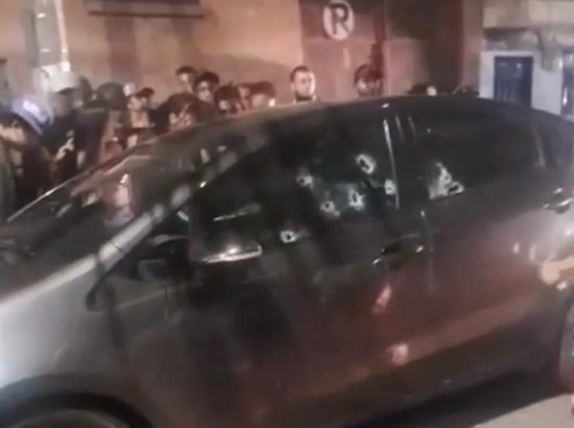 Cumplieron las amenazas: Lo asesinaron e hirieron al primo dentro de su carro, se conocen más detalles del caso en Barrio Antioquia