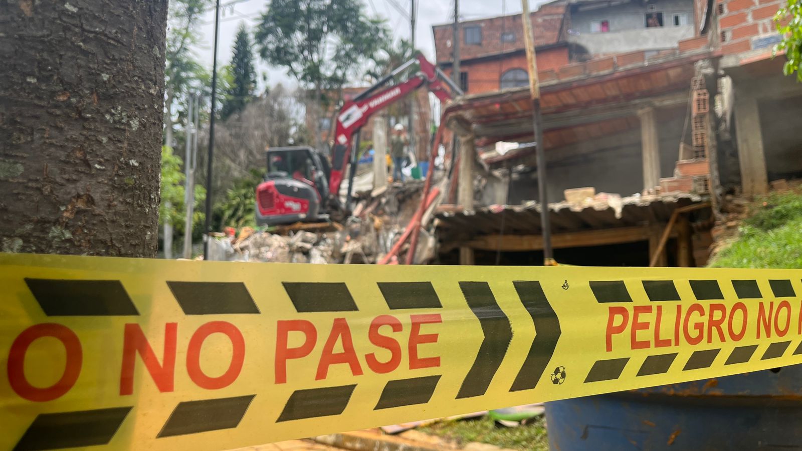 [FOTOS] Derribaron construcción ilegal en Aranjuez tras años de incumplimientos