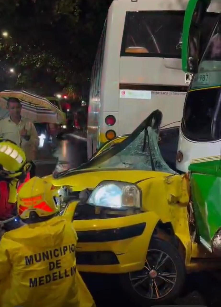Accidente de transito en la vía a las Palmas