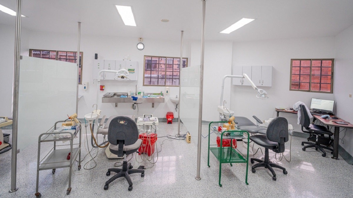 Los centros de salud Moravia y Picachito retoman la prestación de servicios al público