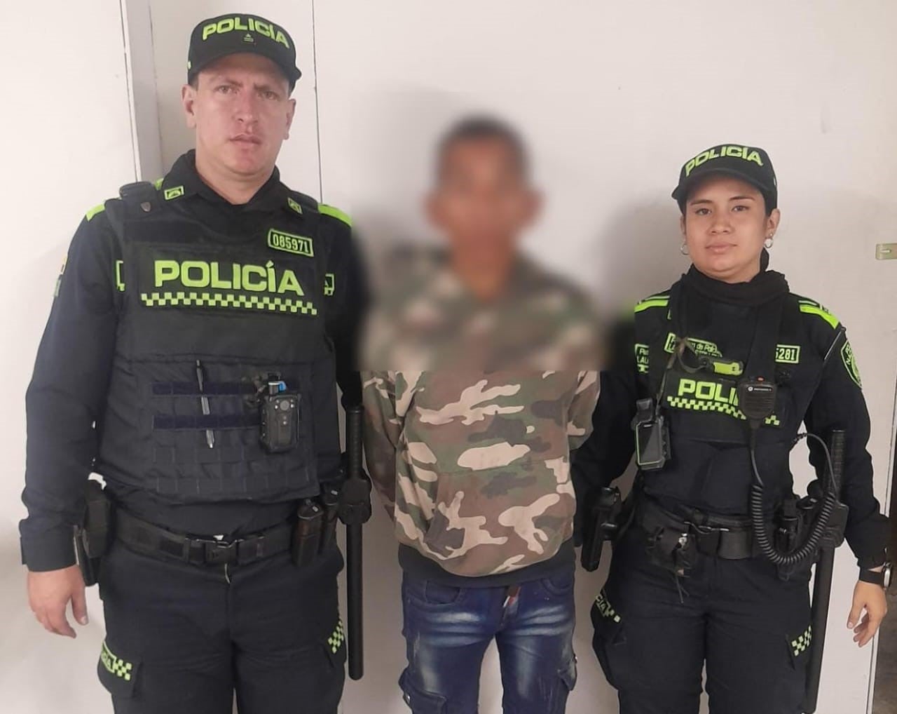Captura de alias el enano presunto tirapiedra en Medellín