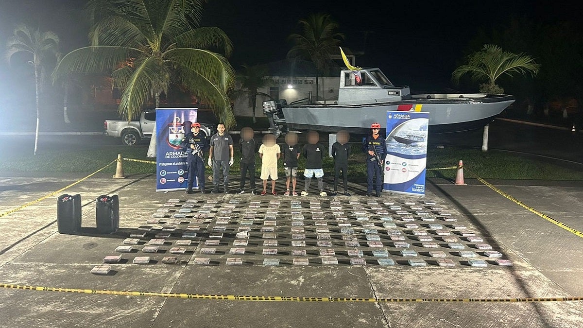 Panameños capturados por transportar cocaína en el Golfo de Urabá