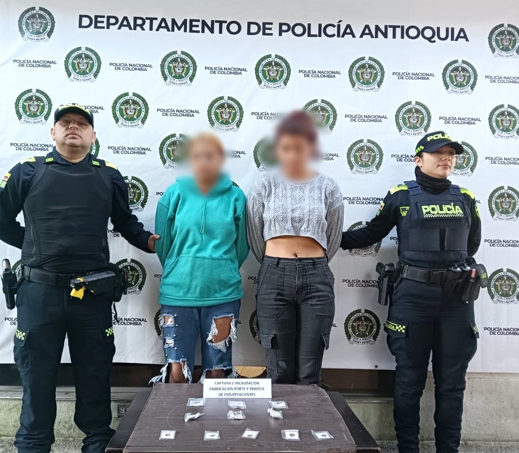 Capturaron a dos mujeres extranjeras con perico, bazuco y marihuana en El Carmen de Viboral