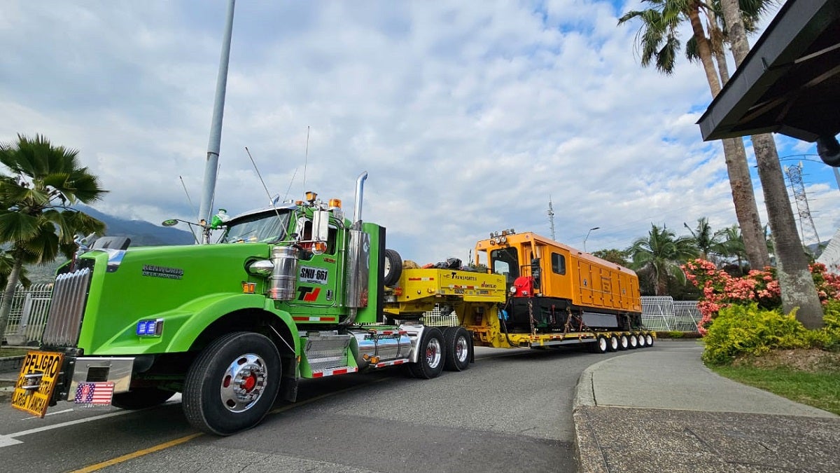 Desde Taiwán llegó vehículo auxiliar para el Metro de Medellín