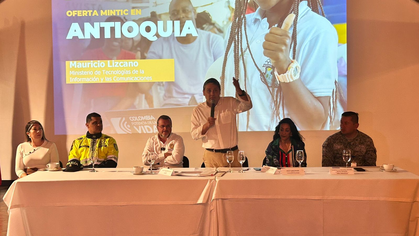 Visita del ministro TIC al Oriente de Antioquia