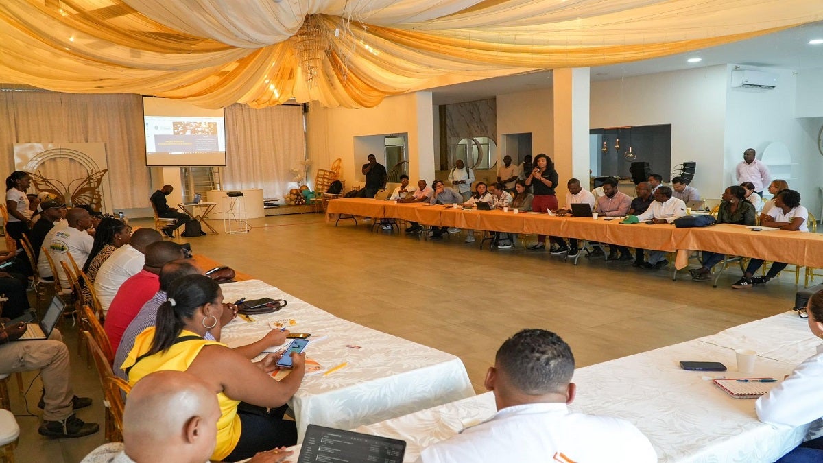 Avanza segunda jornada de diálogo entre autoridades nacionales, Gobernación de Chocó y líderes mineros, para buscar soluciones al paro de este gremio.