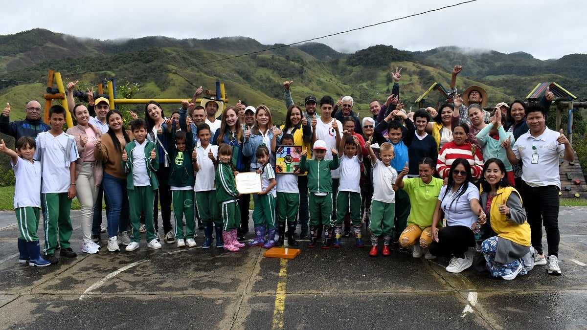 Más de mil personas víctimas de conflicto armado regresarán sus tierras en las subregiones del Norte y Oriente de Antioquia, indica la Unidad para las Víctimas