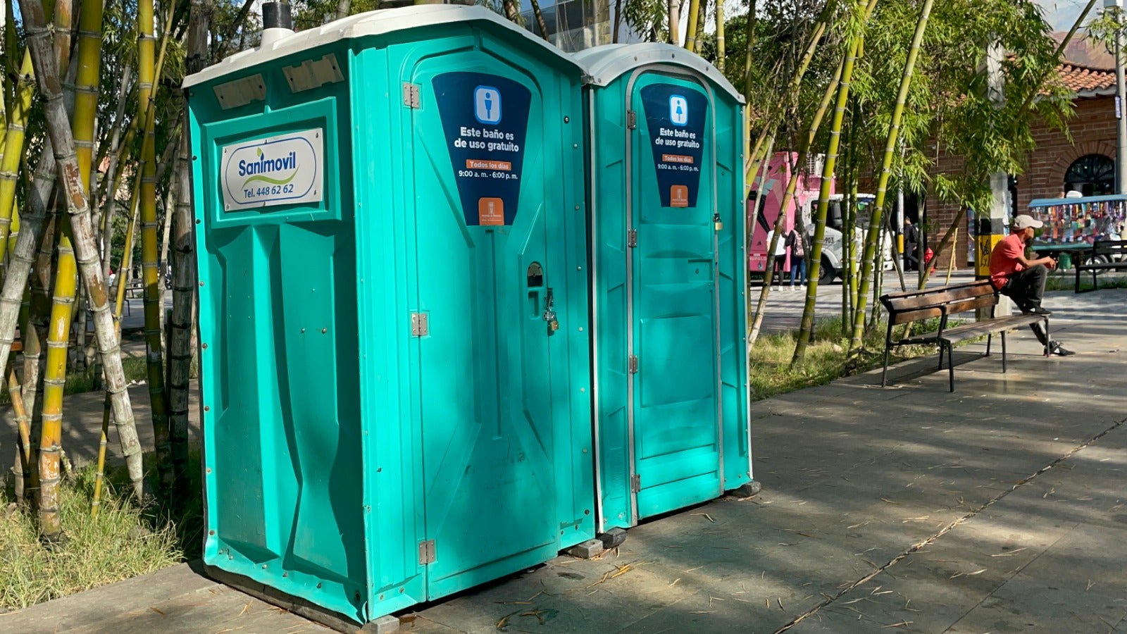 Medellín le apuesta a la salud y a los espacios públicos con 13 nuevos baños instalados en el centro