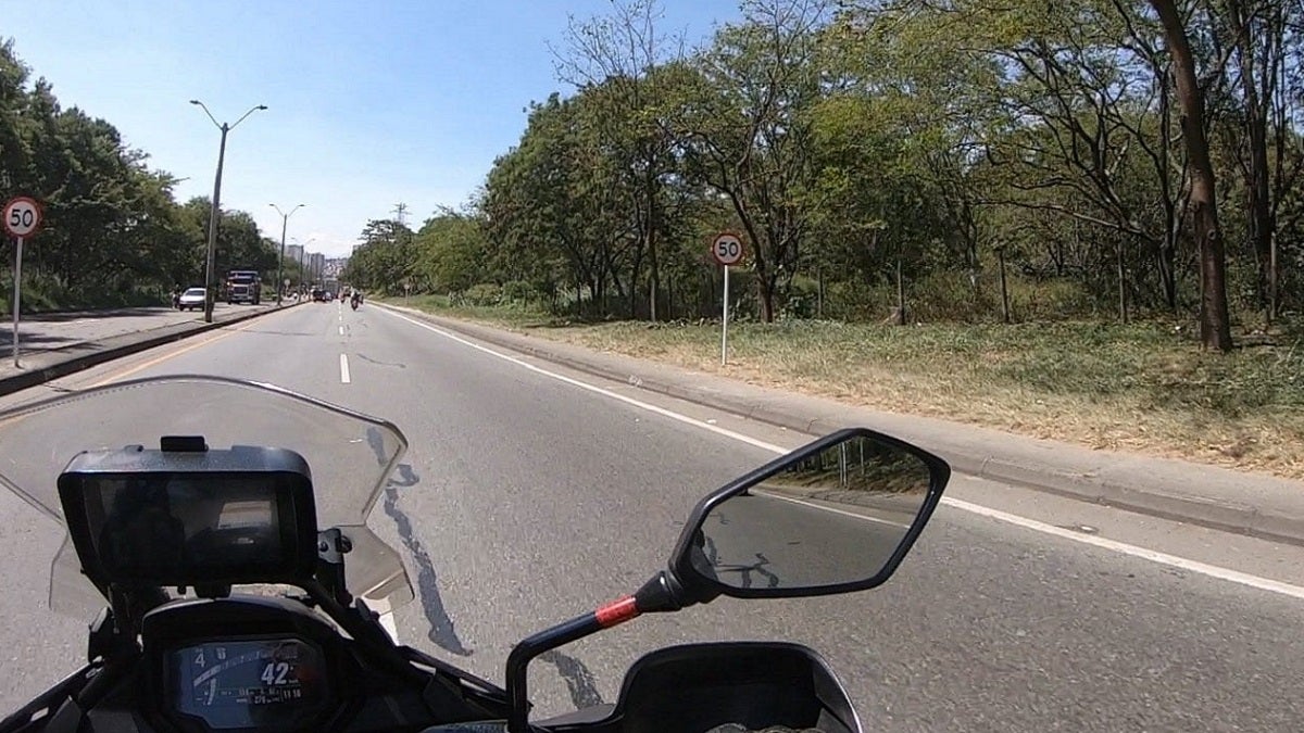 Medida preventiva sobre velocidad en avenida Regional en Bello