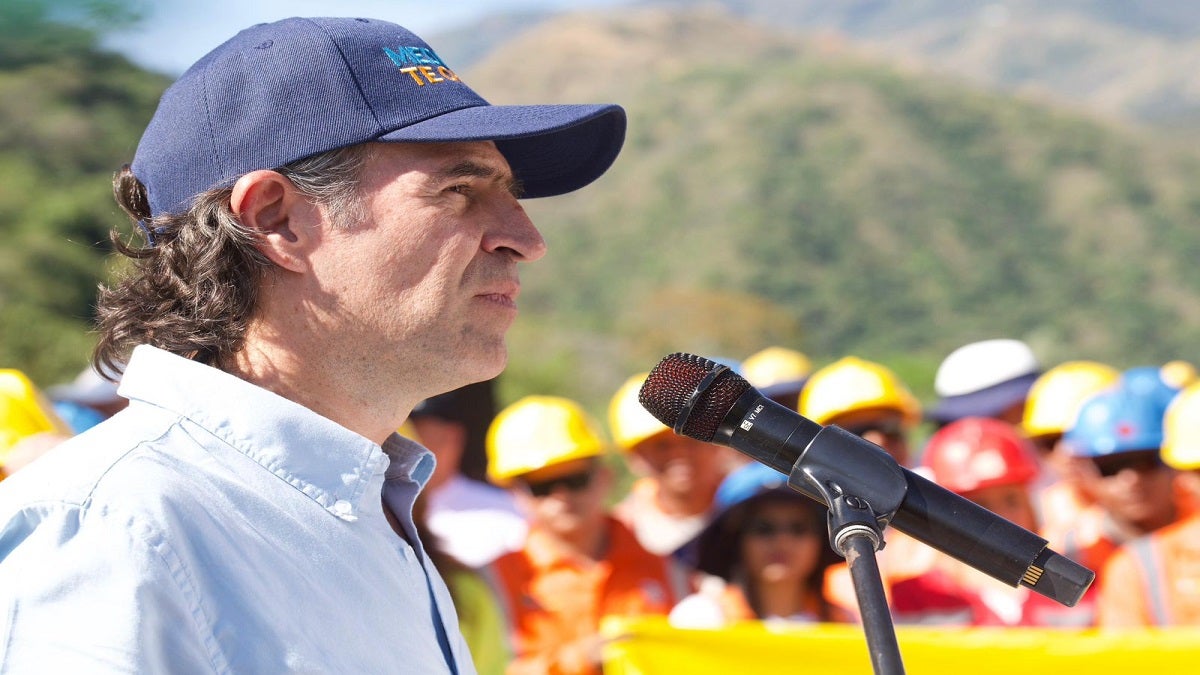 Alcalde de Medellín solicitó al Gobierno Nacional girar los recursos del Icetex para evitar una crisis en los estudiantes de educación superior