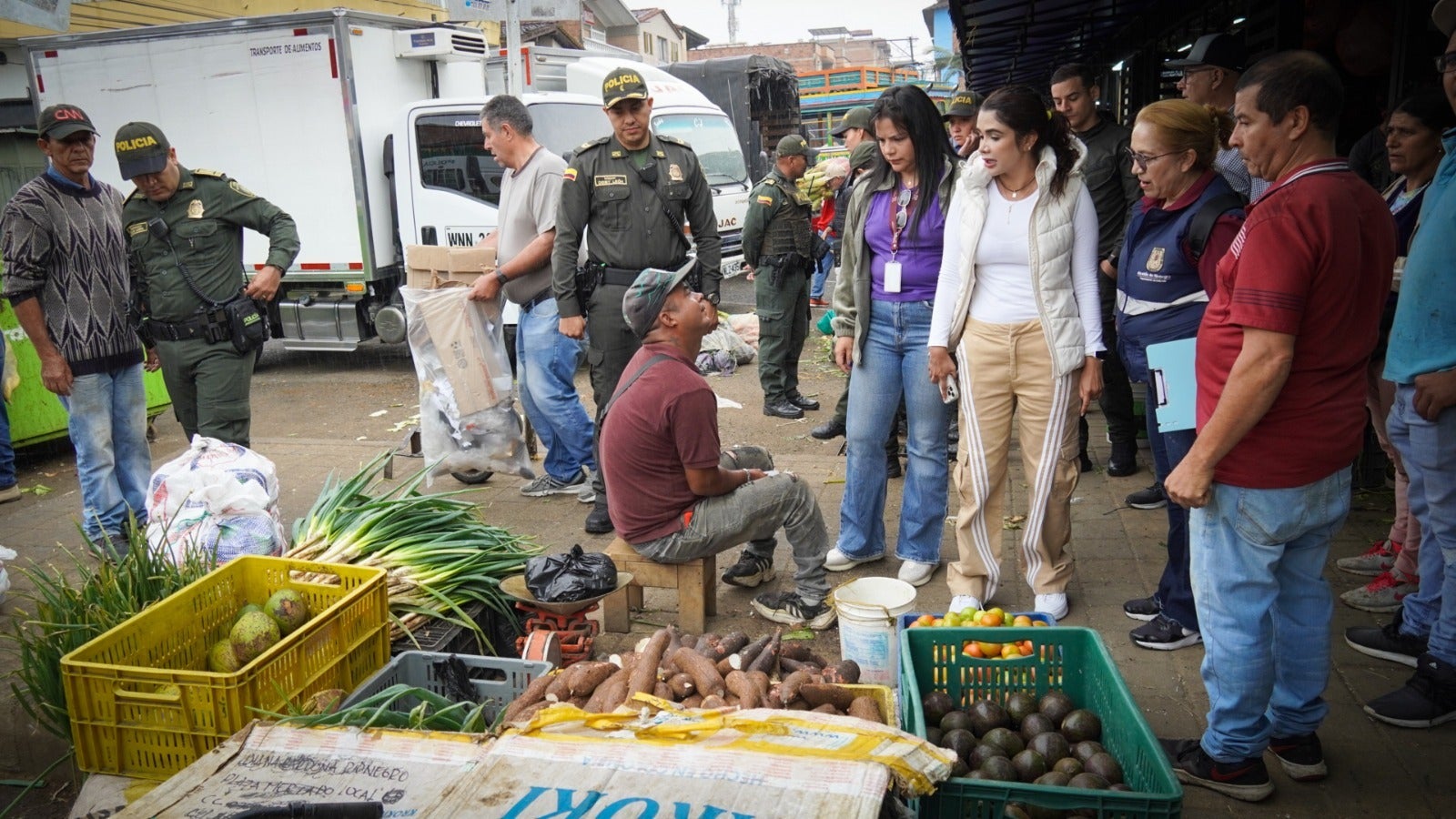 Operativo Integral en el sector La Galería: Rionegro Refuerza la Seguridad y el Orden Público
