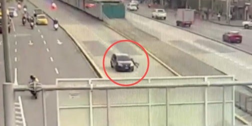 Policía frustra robo y arriesgó su vida en persecución por el centro de Medellín