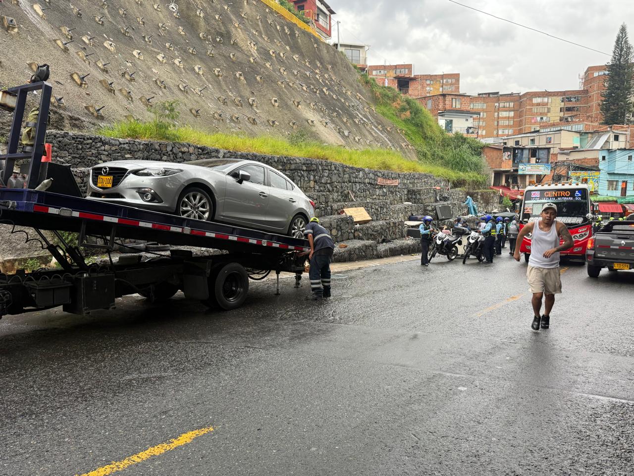 Operativos de control en el barrio Manrique de Medellín
