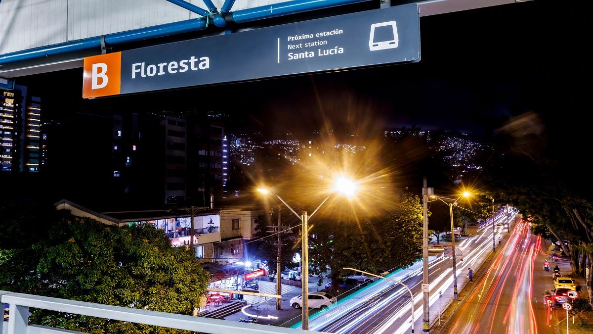 Metro de Medellín y Gobernación de Antioquia lanzaron la canción “Modo antioqueño” que estará sonando en el medio de transporte masivo