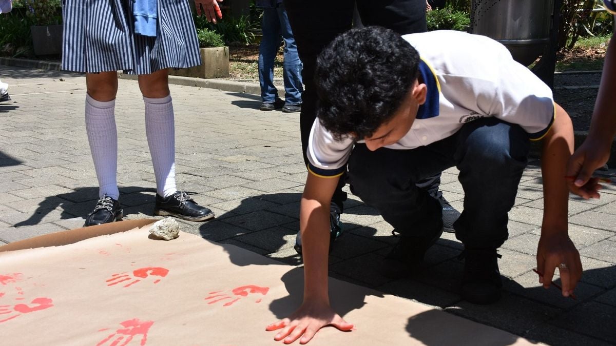 Manos Rojas -Medellín - 2025