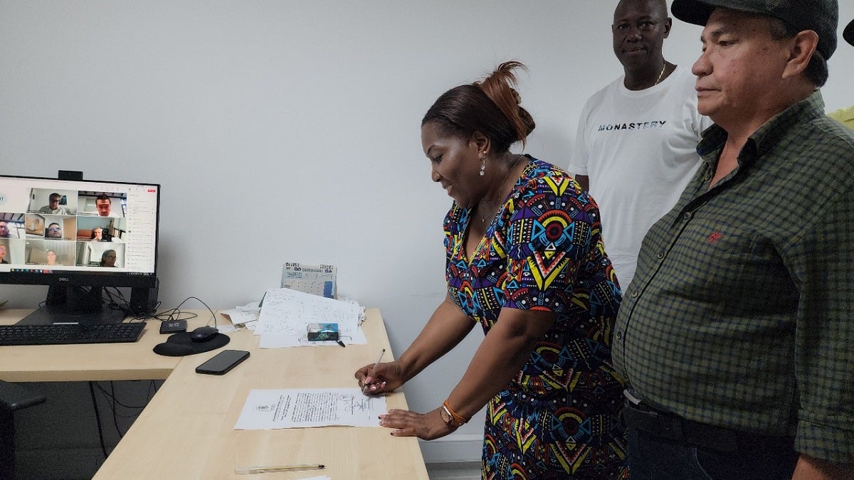 Ante un juez, tomó posesión la alcaldesa encargada de Apartadó, Sara Moreno González