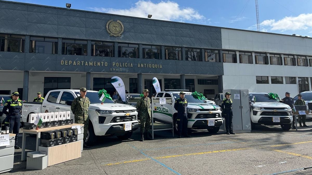 Entrega dotación Fuerza Pública - Antioquia - 2025