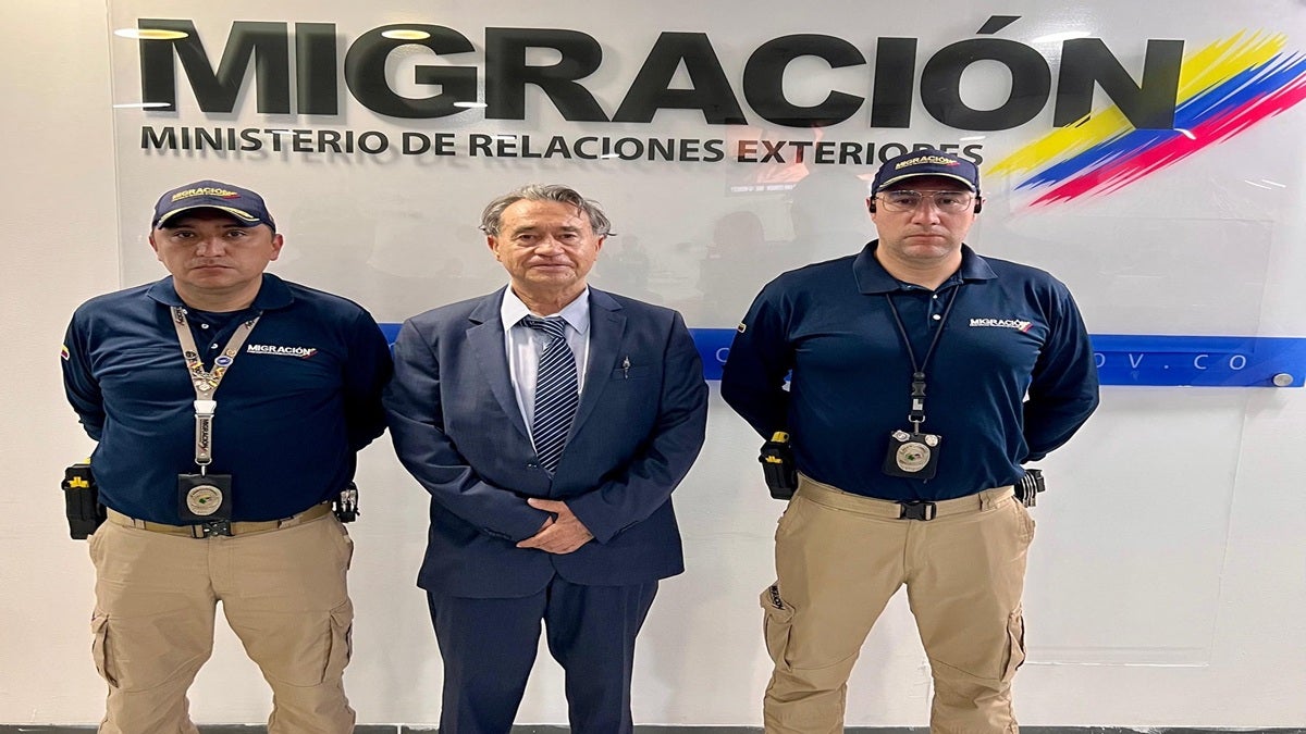 "Verdad y justicia"; piden familiares del magistrado Álvaro Medina Ochoa, asesinado hace 40 años por el Cartel de Medellín