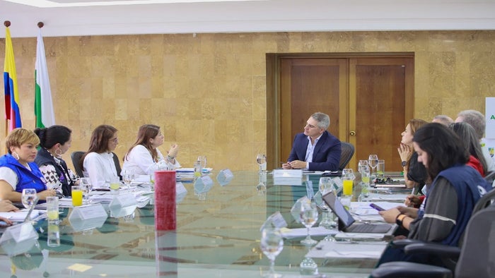Encuentro entre el gobernador de Antioquia y la defensora del Pueblo