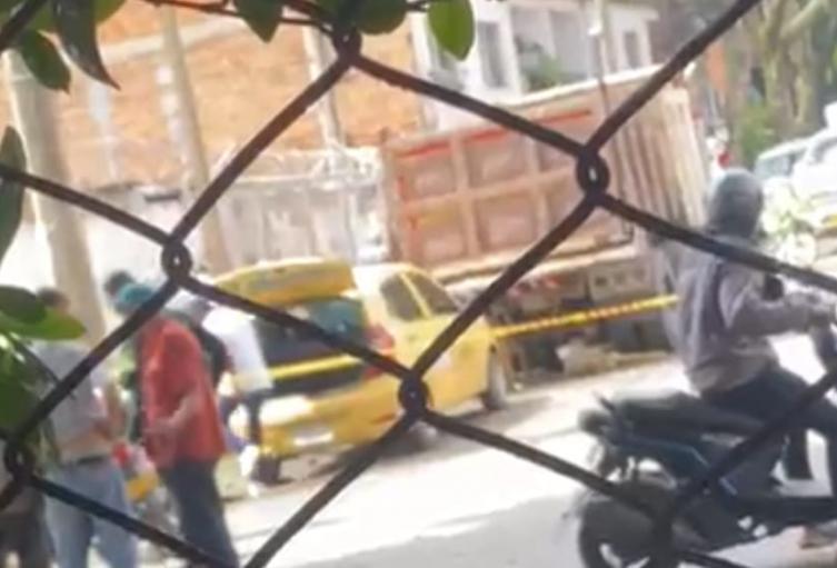 Homicidio en un taxi en Medellín