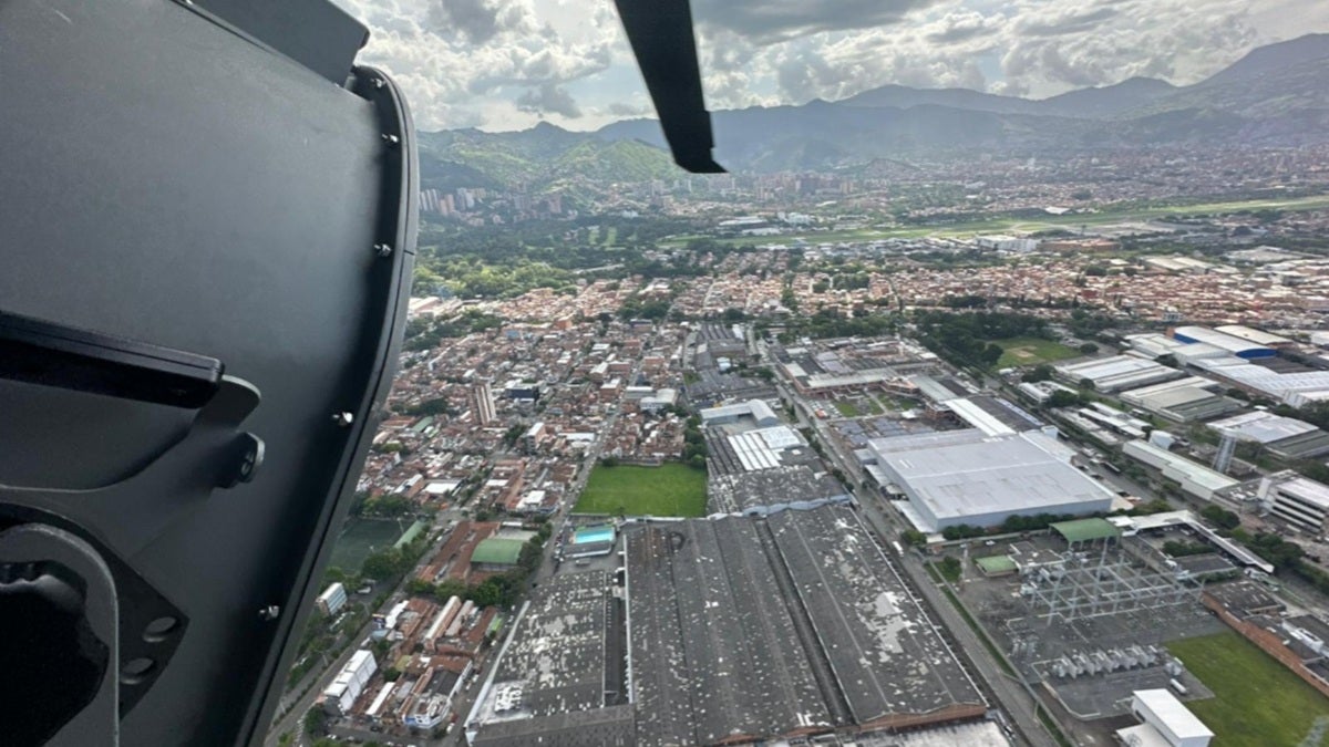 En Medellín se creó el Comité de Seguridad Aeronáutica, para fortalecer la seguridad aérea y prevenir actividades ilícitas.