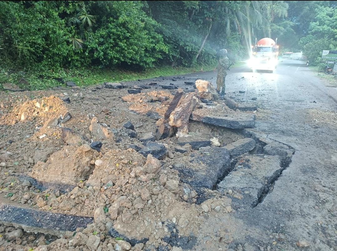 Artefacto explosivo en la vía Medellín - Tarazá