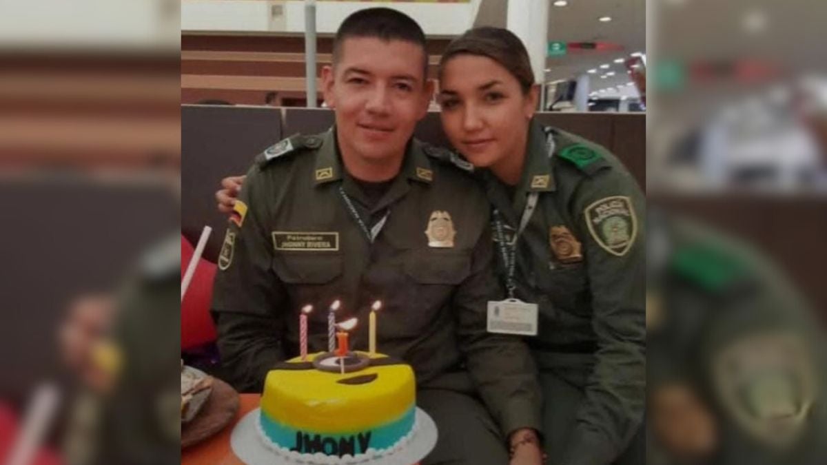 Policías muertos en las vías