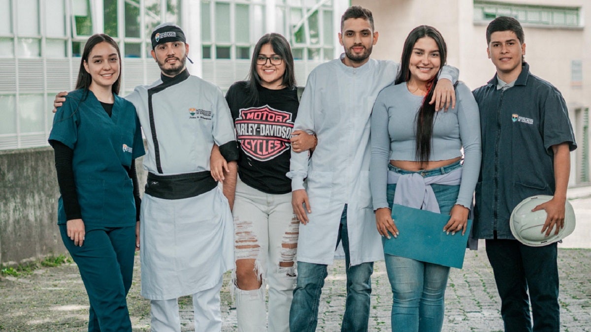 Estudiantes universitarios en Medellín
