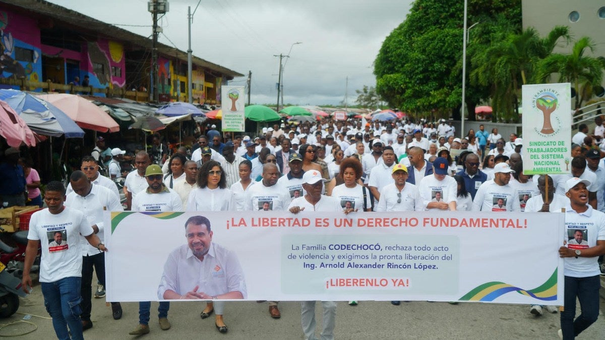 Marcha para pedir liberación de funcionario en Chocó