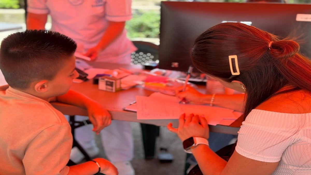 Puerta a puerta aplicarán las primeras mil vacunas contra la fiebre amarilla en Apartadó (Antioquia)