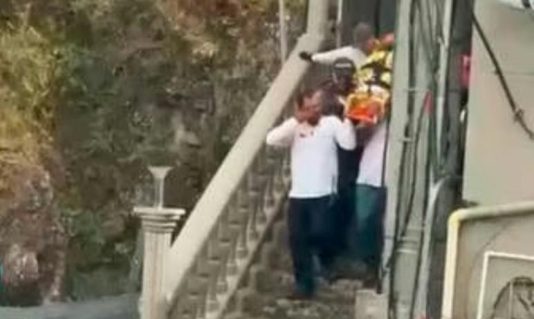 Traslado en helicóptero salva a turista extranjero tras infarto en La Piedra del Peñol