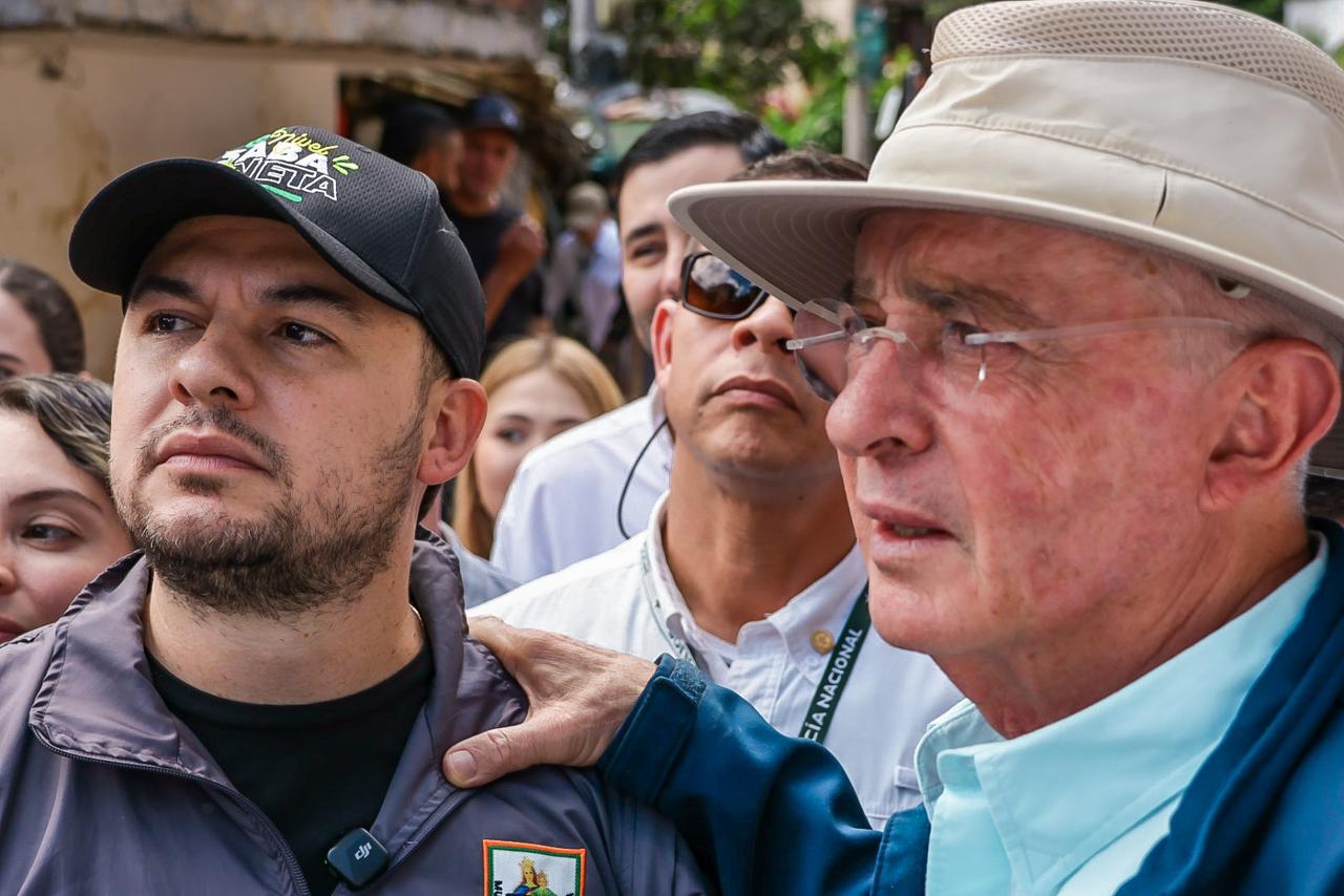 Visita de Uribe a Sabaneta