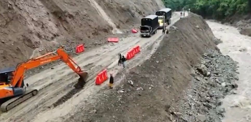 Vía Quibdó Medellín