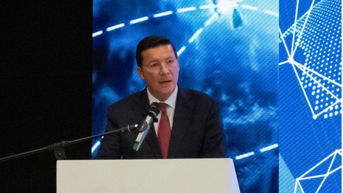 Desde Medellín el presidente del CNE manifestó que la democracia colombiana sufre por el autoritarismo y la desinformación en redes sociales