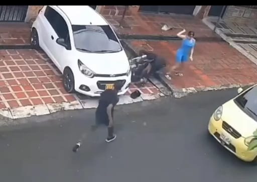 Video de fleteros en el barrio Manrique de Medellín