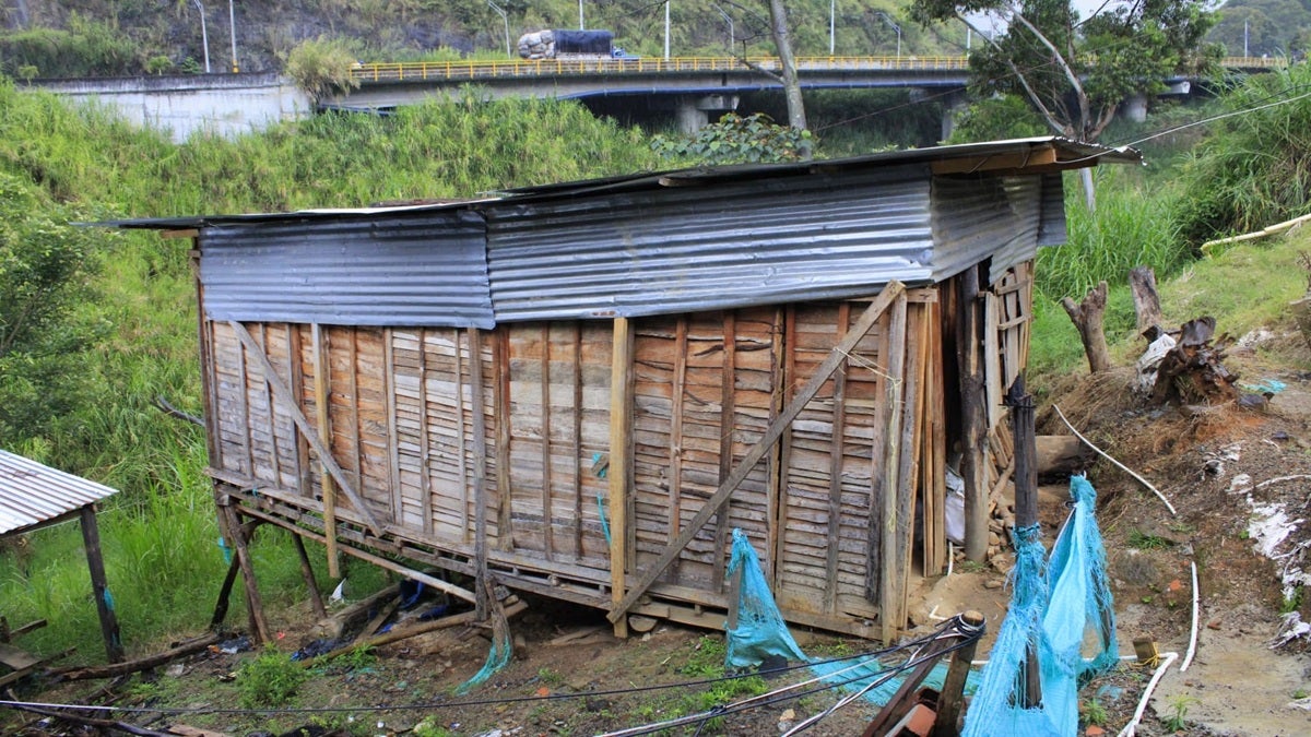 La Alcaldía de Medellín identificó 24 familias en zona de riesgo no mitigable el sector de Santa Margarita