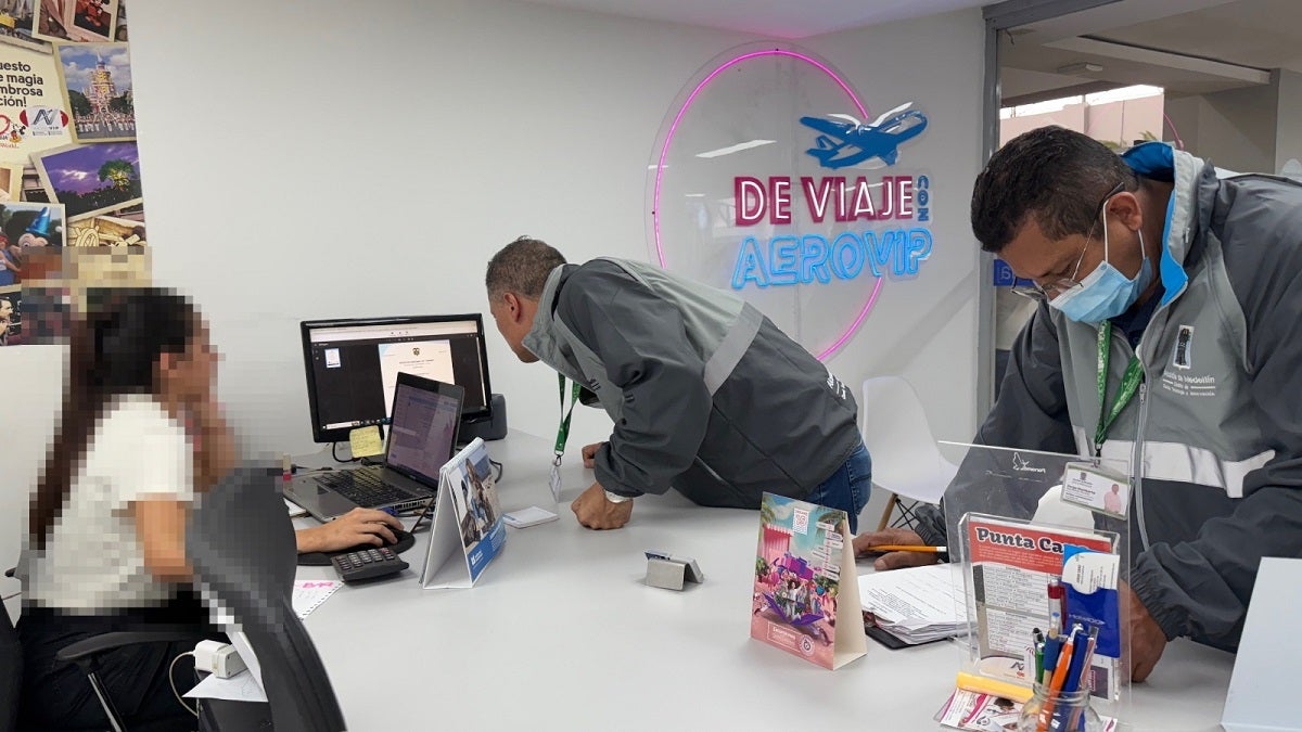 Controles a comercios turísticos e inmobiliarios en Medellín