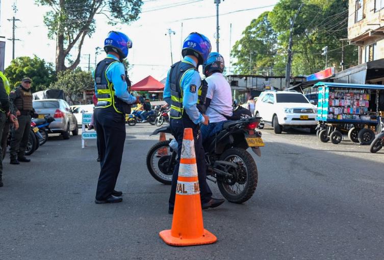 Comparendos por mal parqueo en Bello