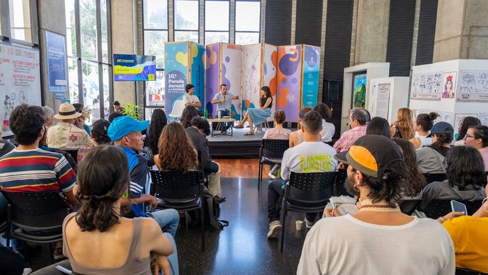 Parada Juvenil de la Lectura en Medellín