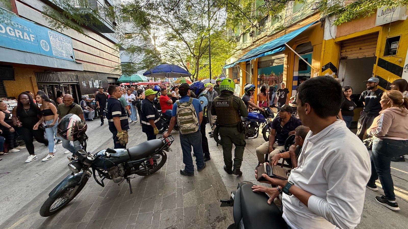 Medellín logra una histórica reducción del 56% en hurtos a establecimientos comerciales en 2025