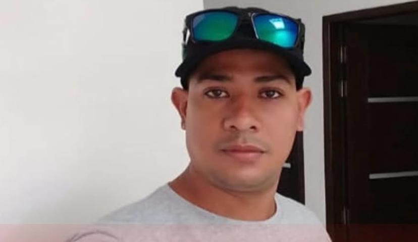 Investigan hallazgo de comerciante; encontrado sin vida en el patio de una residencia en Apartadó