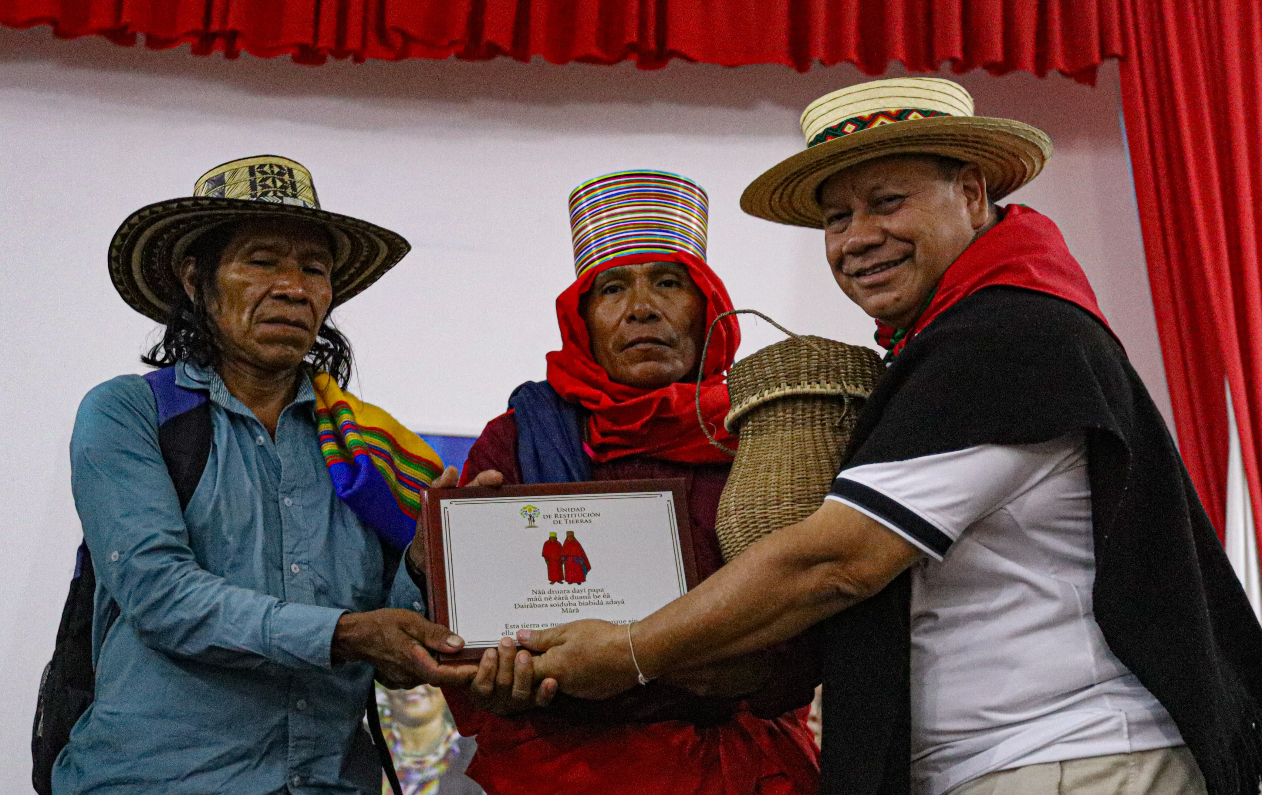 Restituyen 3.335 hectáreas de tierras a 90 familias del resguardo Jaidukamá en Ituango, Antioquia