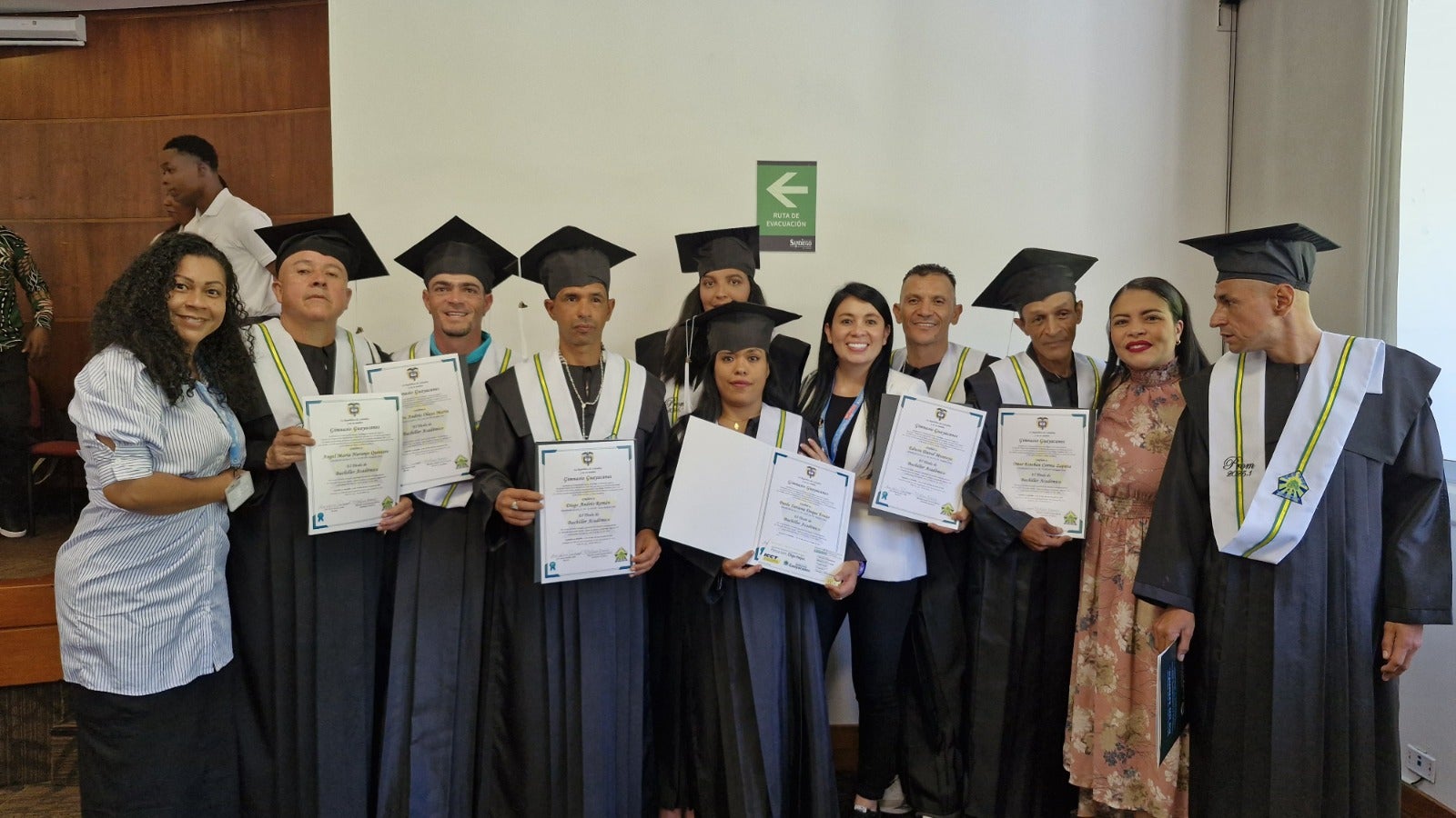 Graduación de exhabitantes de calle